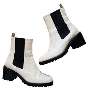 Seychelles Far Fetched Embossed Leather Chelsea Bootie Boots 8.5